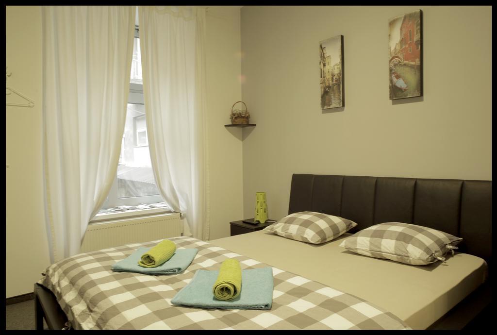 Hostel Chic Zagrzeb Zewnętrze zdjęcie