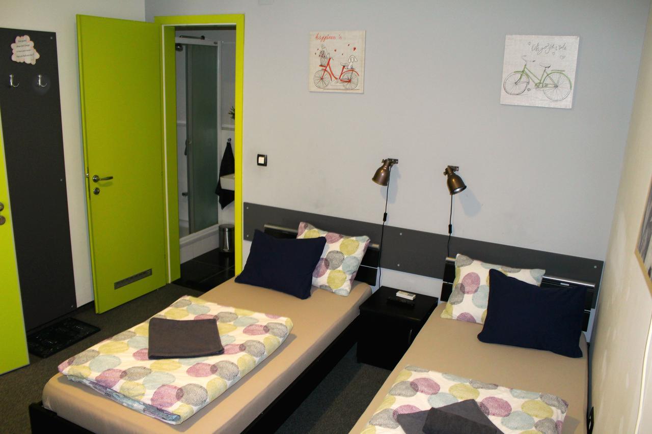 Hostel Chic Zagrzeb Zewnętrze zdjęcie