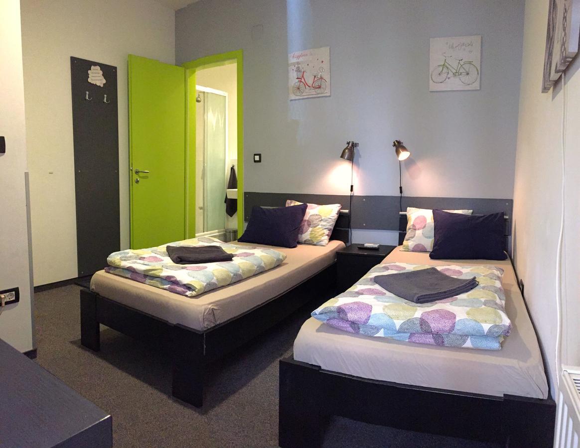 Hostel Chic Zagrzeb Zewnętrze zdjęcie